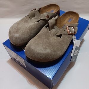 BIREKNSTOCK Boston Taupe Size 41 (US L10, M8) 0560773 Narrow Fit Soft Footbed